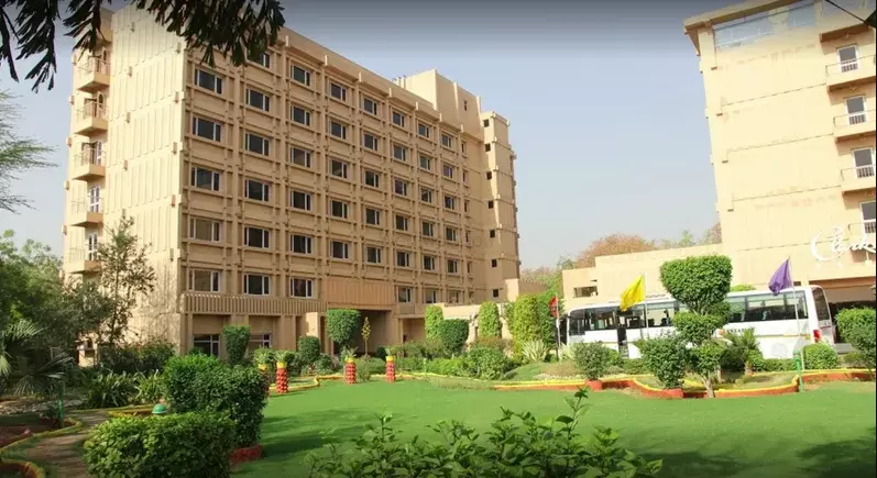هتل کلارکس شیراز آگرا
